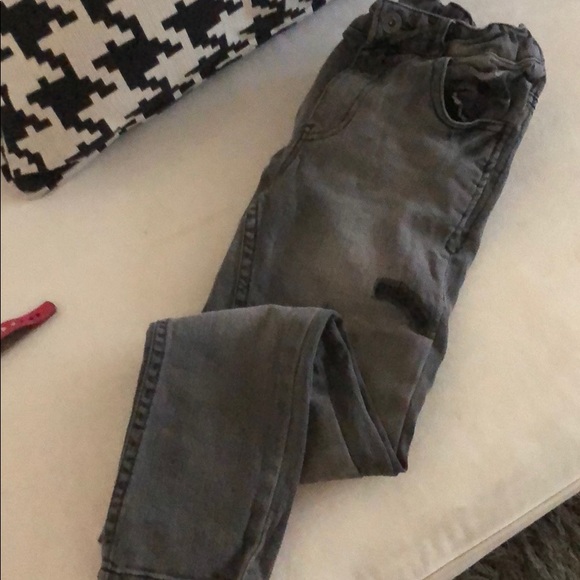 Jeans - Picture 2 of 3